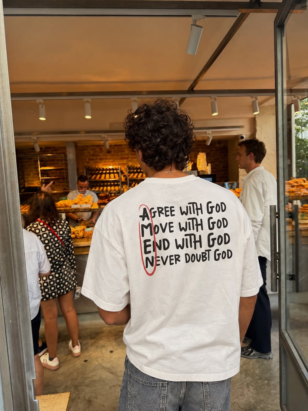 NOMAD Oversized T-Shirt – White - Nomad.Ma